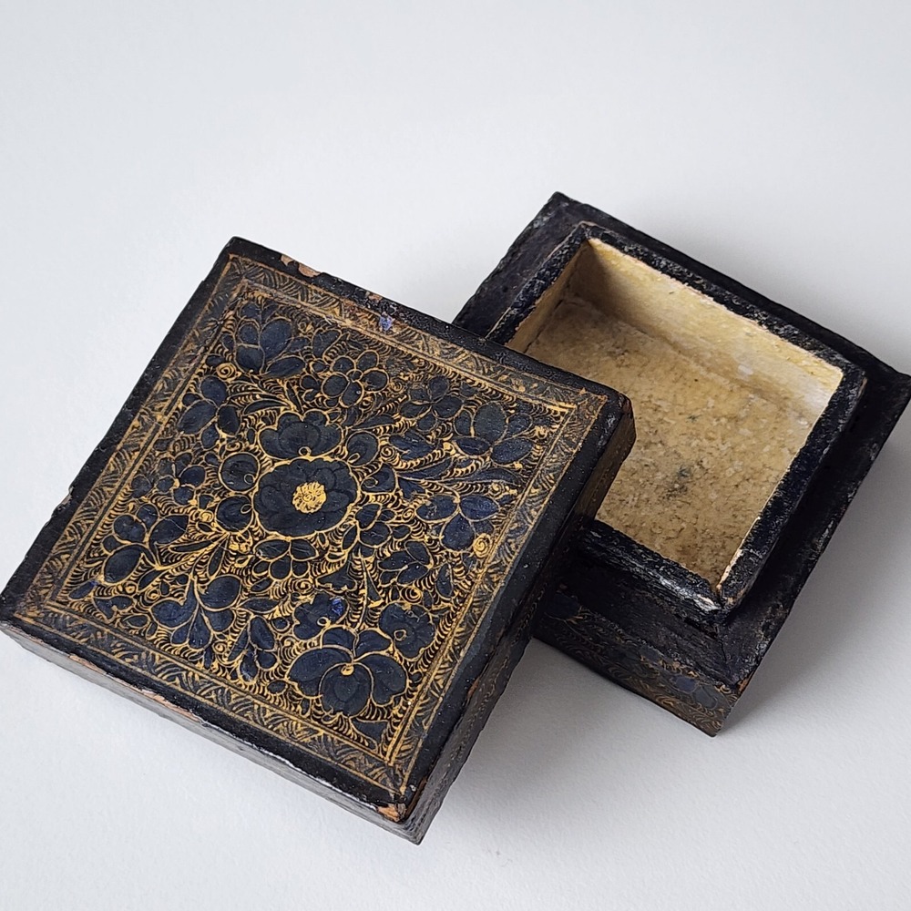 VTG Trinket Box Gilt Wood Painted Navy Gold Square Lid Oriental‎ 50s 60s Crackle
